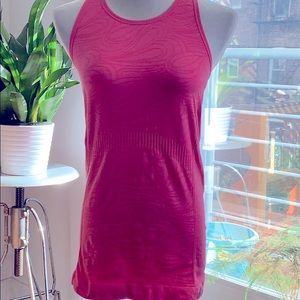 Moving Comfort running tank